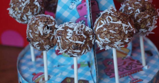 Gezonde traktatie: Recept voor Chocolade-Kokos CakePops